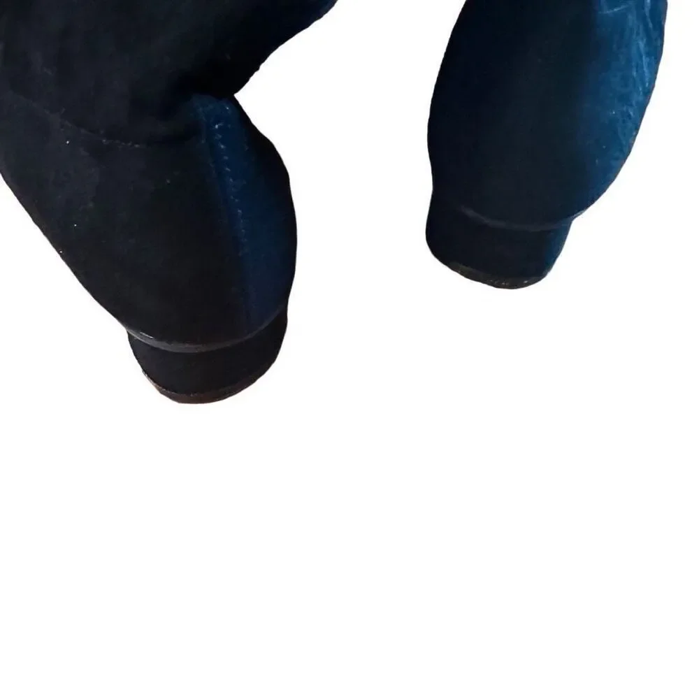 Stuart Weitzman Quebecland Boot in Black Suede- size 8.5